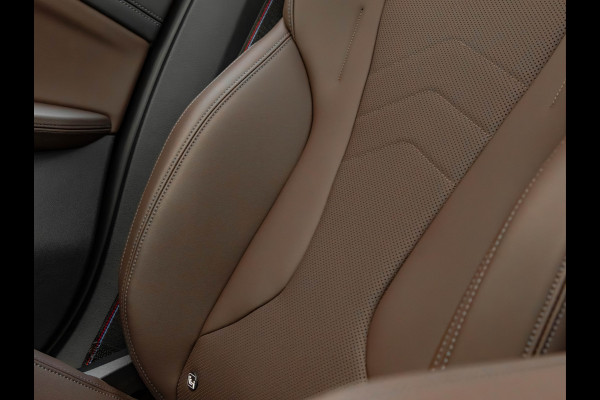 BMW X1 sDrive18i M-Sport - Pano - Trekhaak - Memory - ACC - Harman Kardon