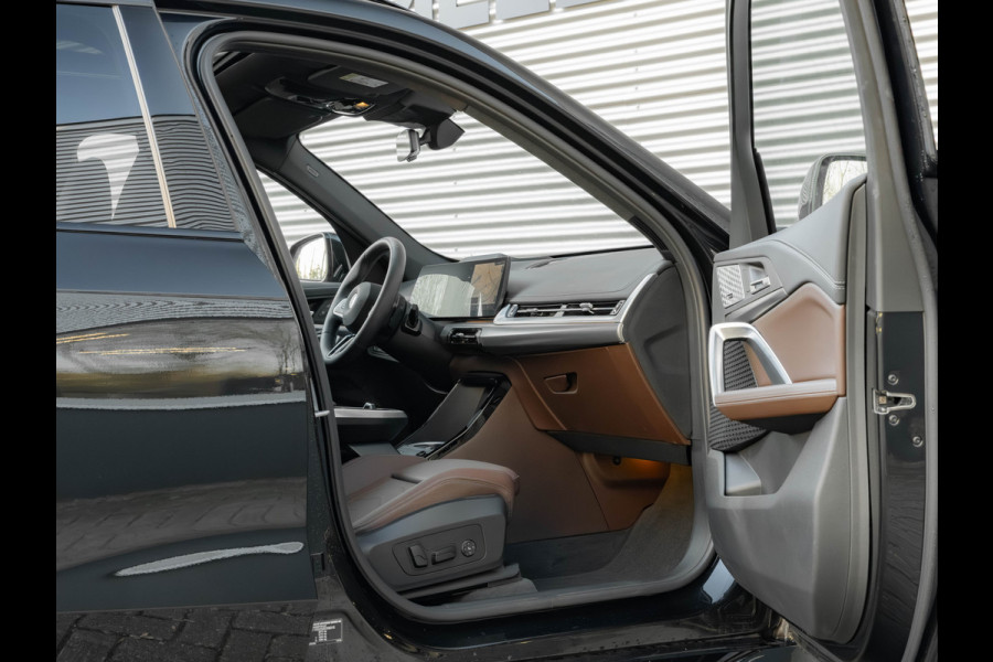 BMW X1 sDrive18i M-Sport - Pano - Trekhaak - Memory - ACC - Harman Kardon