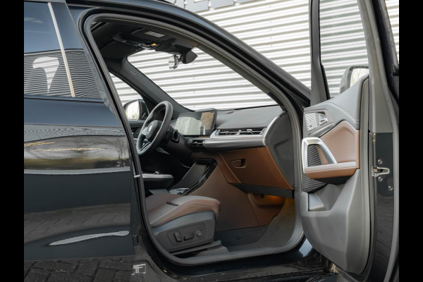 BMW X1 sDrive18i M-Sport - Pano - Trekhaak - Memory - ACC - Harman Kardon