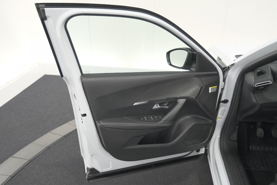 Peugeot 2008 PureTech 100 Allure | Apple Carplay | Parkeersensoren | Climate Control | Cruise Control
