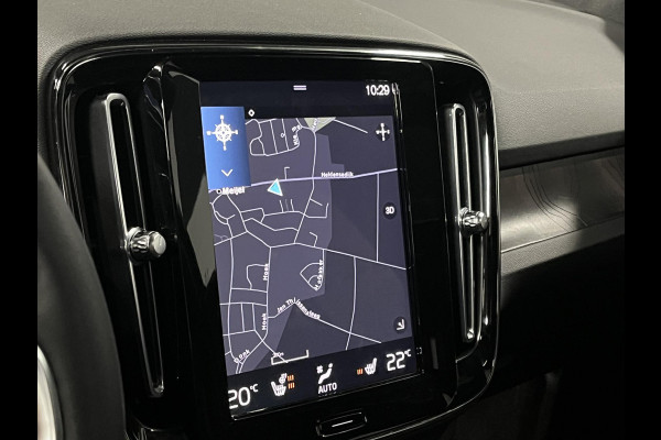 Volvo XC40 1.5 T5 Plug-in hybrid Ultimate Dark Trekhaak | Open dak | Adapt. cruise | 360 camera | Stuur-/stoelverwarming | Harman/Kardon | Carplay