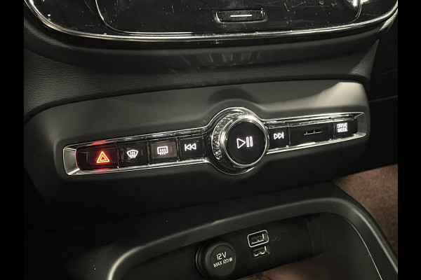 Volvo XC40 1.5 T5 Plug-in hybrid Ultimate Dark Trekhaak | Open dak | Adapt. cruise | 360 camera | Stuur-/stoelverwarming | Harman/Kardon | Carplay