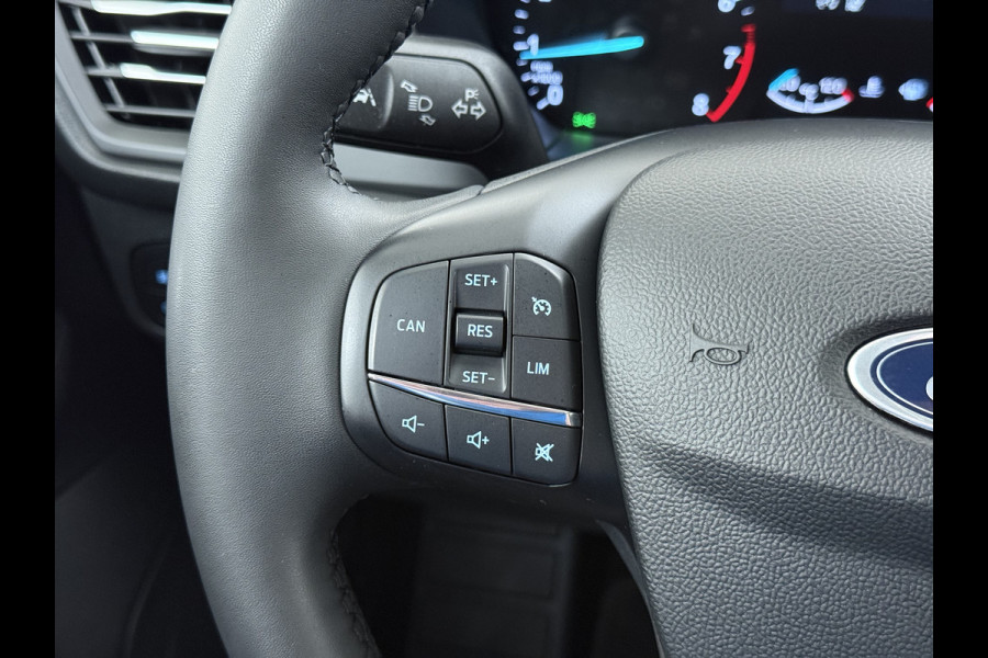 Ford FOCUS Wagon T 125PK Hybride Trekhaak Navi Camera LED Dual-ECC Keyless FordPass-ConnectStoel+Stuur+Voorruitverwarming Apple Carplay Android A DAB Bluetooth Lmv 17" Ecc GSM Draadloos Opladen Led Privacy Glas Isofix Lane Assist Keyless Licht-/regensensor Origineel Nederlandse Auto  € 34.000 nieuw