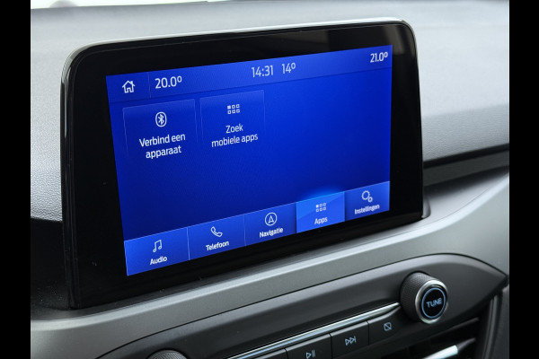 Ford FOCUS Wagon T 125PK Hybride Trekhaak Navi Camera LED Dual-ECC Keyless FordPass-ConnectStoel+Stuur+Voorruitverwarming Apple Carplay Android A DAB Bluetooth Lmv 17" Ecc GSM Draadloos Opladen Led Privacy Glas Isofix Lane Assist Keyless Licht-/regensensor Origineel Nederlandse Auto  € 34.000 nieuw