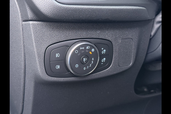 Ford FOCUS Wagon T 125PK Hybride Trekhaak Navi Camera LED Dual-ECC Keyless FordPass-ConnectStoel+Stuur+Voorruitverwarming Apple Carplay Android A DAB Bluetooth Lmv 17" Ecc GSM Draadloos Opladen Led Privacy Glas Isofix Lane Assist Keyless Licht-/regensensor Origineel Nederlandse Auto  € 34.000 nieuw