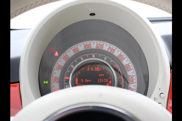 Fiat 500 1.0 Hybrid Vita Comfort | Navigatie | Apple Carplay/Android Auto | Parkeer sensoren | Cruise Control | Airco