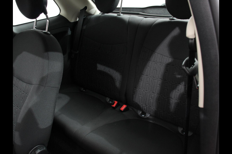 Fiat 500 1.0 Hybrid Vita Comfort | Navigatie | Apple Carplay/Android Auto | Parkeer sensoren | Cruise Control | Airco