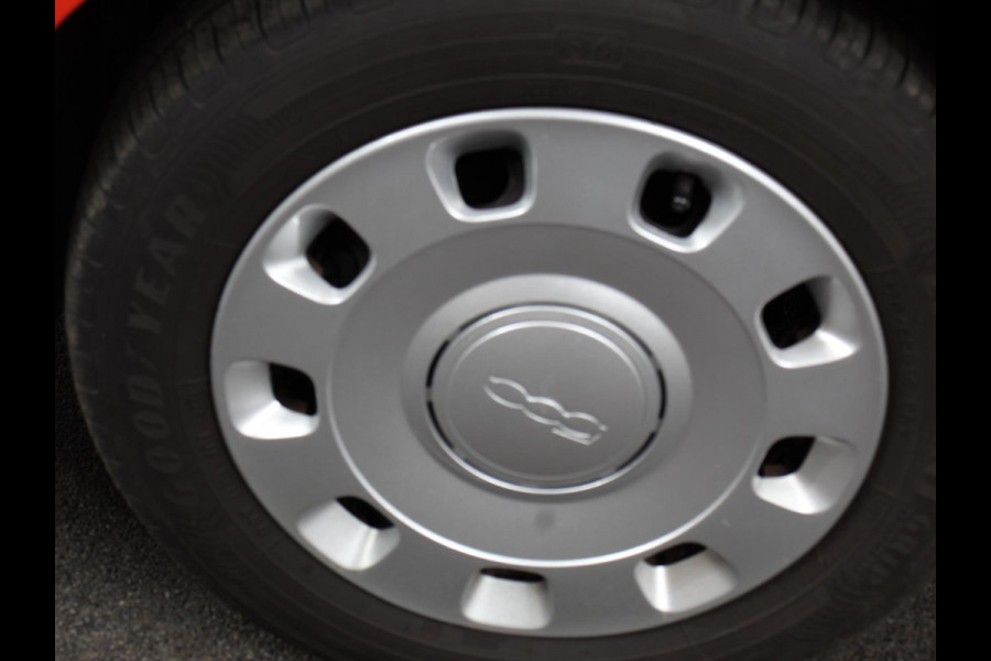 Fiat 500 1.0 Hybrid Vita Comfort | Navigatie | Apple Carplay/Android Auto | Parkeer sensoren | Cruise Control | Airco