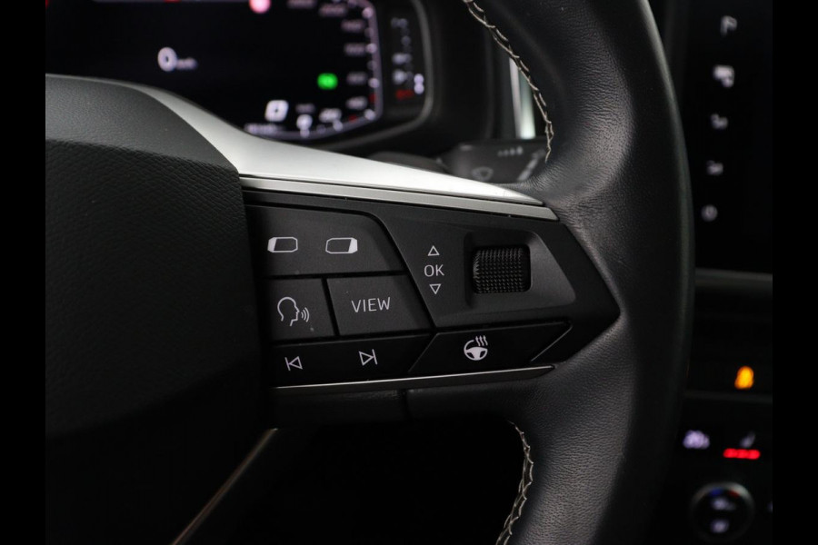 Seat Ateca 1.5 TSI Style Intense | Stoelverwarming | Adaptive cruise | Carplay | Virtual Cockpit | Parkeerhulp | Stuurverwarming | Navigatie | Full LED | Climate control | Bluetooth