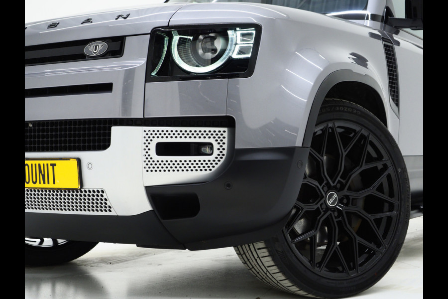 Land Rover Defender 110 2.0 P400e Urban Look | Panoramadak | Explorer Pack | Sidesteps | Meridian | 360 | Keyless | Trekhaak