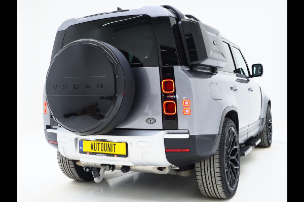 Land Rover Defender 110 2.0 P400e Urban Look | Panoramadak | Explorer Pack | Sidesteps | Meridian | 360 | Keyless | Trekhaak