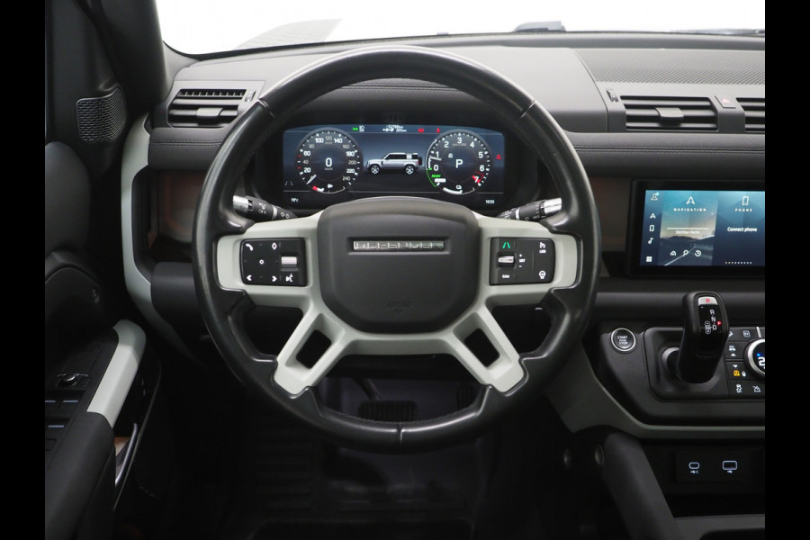 Land Rover Defender 110 2.0 P400e Urban Look | Panoramadak | Explorer Pack | Sidesteps | Meridian | 360 | Keyless | Trekhaak