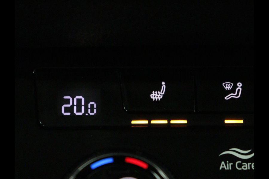 Škoda Karoq 1.5 TSI Business Edition | Stoelverwarming | Adaptive cruise | DAB | Carplay | Keyless | Full LED | Navigatie | Parkeerhulp | Side Assist | Climate control | Bluetooth