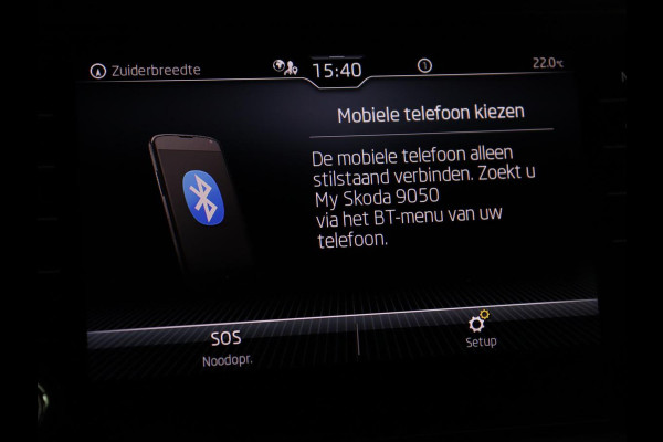 Škoda Karoq 1.5 TSI Business Edition | Stoelverwarming | Adaptive cruise | DAB | Carplay | Keyless | Full LED | Navigatie | Parkeerhulp | Side Assist | Climate control | Bluetooth
