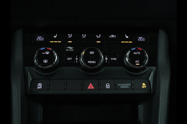 Škoda Karoq 1.5 TSI Business Edition | Stoelverwarming | Adaptive cruise | DAB | Carplay | Keyless | Full LED | Navigatie | Parkeerhulp | Side Assist | Climate control | Bluetooth