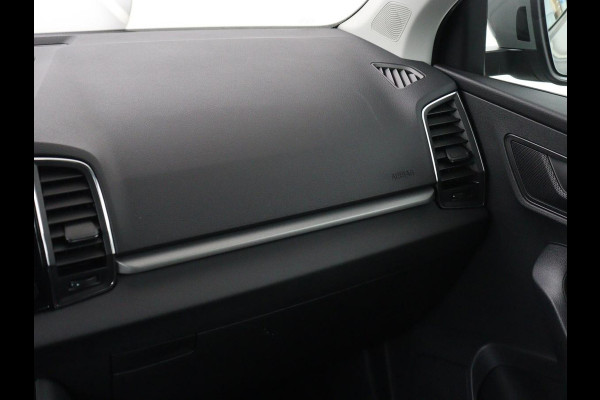 Škoda Karoq 1.5 TSI Business Edition | Stoelverwarming | Adaptive cruise | DAB | Carplay | Keyless | Full LED | Navigatie | Parkeerhulp | Side Assist | Climate control | Bluetooth