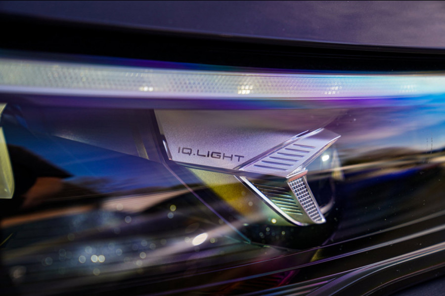 Volkswagen Tiguan 1.5 eTSI R-Line Edition | Head Up Display | 360 | Harman/Kardon | Massage | Stuurwiel Verwarming