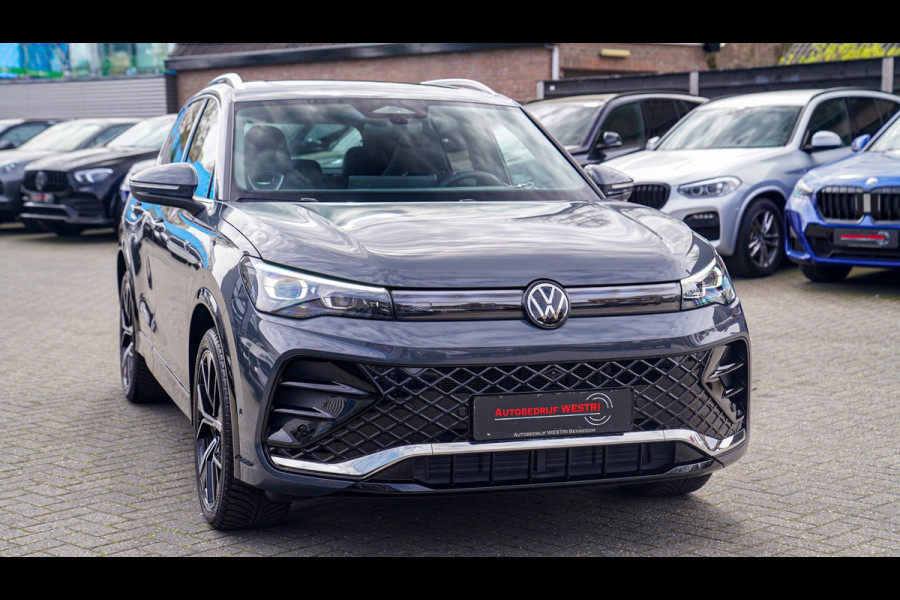 Volkswagen Tiguan 1.5 eTSI R-Line Edition | Head Up Display | 360 | Harman/Kardon | Massage | Stuurwiel Verwarming