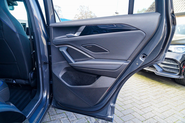 Volkswagen Tiguan 1.5 eTSI R-Line Edition | Head Up Display | 360 | Harman/Kardon | Massage | Stuurwiel Verwarming