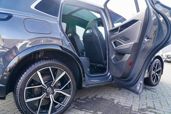 Volkswagen Tiguan 1.5 eTSI R-Line Edition | Head Up Display | 360 | Harman/Kardon | Massage | Stuurwiel Verwarming