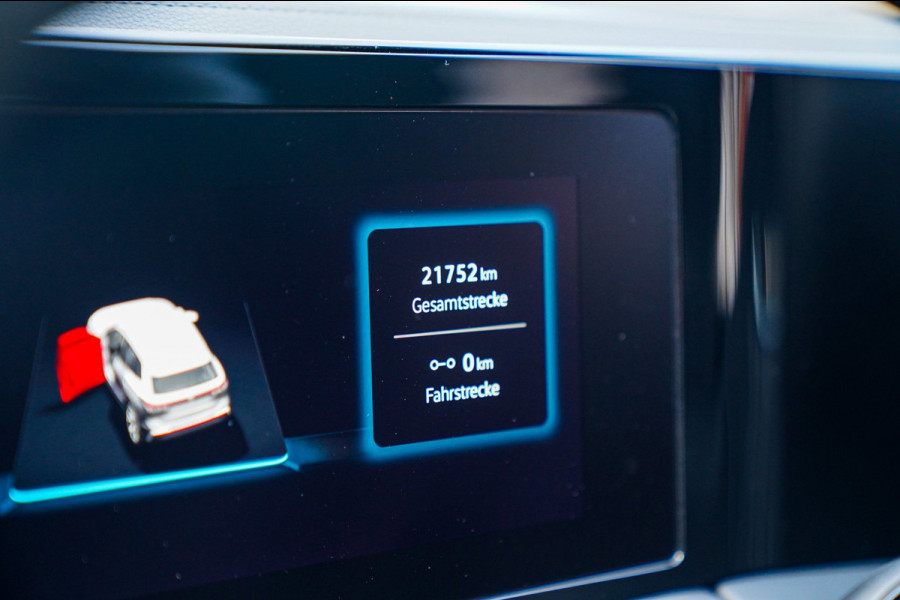 Volkswagen Tiguan 1.5 eTSI R-Line Edition | Head Up Display | 360 | Harman/Kardon | Massage | Stuurwiel Verwarming