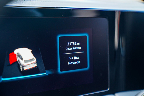 Volkswagen Tiguan 1.5 eTSI R-Line Edition | Head Up Display | 360 | Harman/Kardon | Massage | Stuurwiel Verwarming