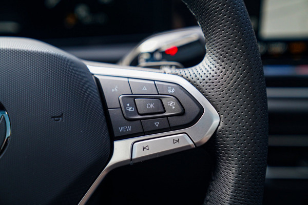 Volkswagen Tiguan 1.5 eTSI R-Line Edition | Head Up Display | 360 | Harman/Kardon | Massage | Stuurwiel Verwarming