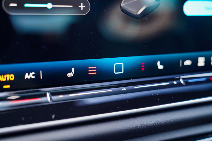 Volkswagen Tiguan 1.5 eTSI R-Line Edition | Head Up Display | 360 | Harman/Kardon | Massage | Stuurwiel Verwarming