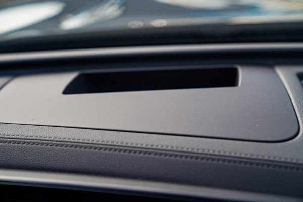 Volkswagen Tiguan 1.5 eTSI R-Line Edition | Head Up Display | 360 | Harman/Kardon | Massage | Stuurwiel Verwarming