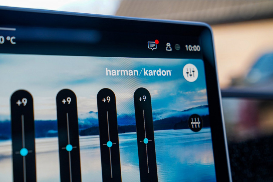 Volkswagen Tiguan 1.5 eTSI R-Line Edition | Head Up Display | 360 | Harman/Kardon | Massage | Stuurwiel Verwarming