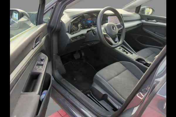 Volkswagen Golf Variant 1.0 eTSI 110pk DSG Life Comfort