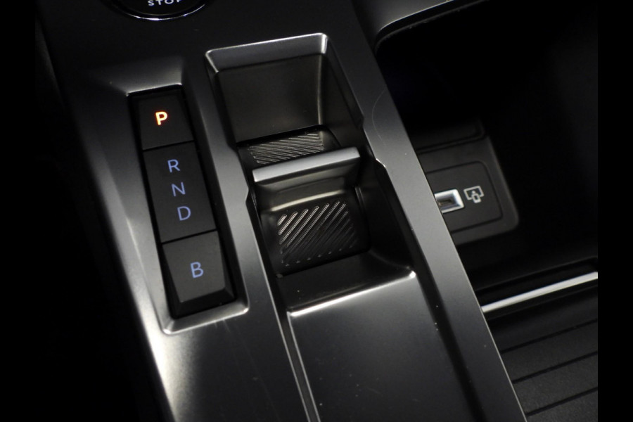 Peugeot 308 1.6 HYbrid 180 GT Pack Business NAVI/360CAM/MASSAGE/LED/18"LMV!