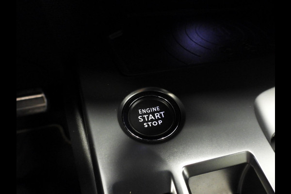 Peugeot 308 1.6 HYbrid 180 GT Pack Business NAVI/360CAM/MASSAGE/LED/18"LMV!