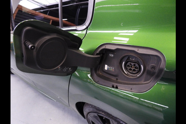 Peugeot 308 1.6 HYbrid 180 GT Pack Business NAVI/360CAM/MASSAGE/LED/18"LMV!