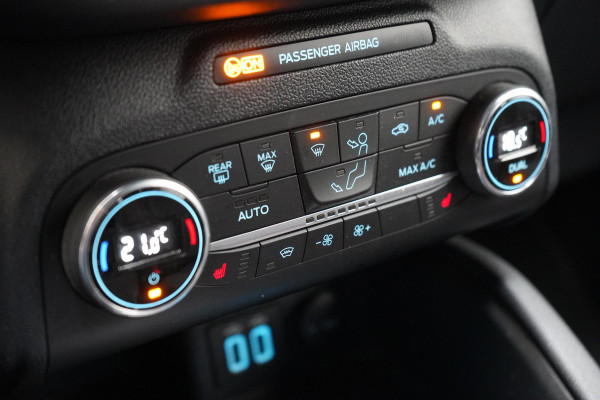 Ford Kuga 2.5 PHEV ST-Line | Blind spot | Navigatie | Adaptive cruise | Camera | Apple Carplay | Keyless | Stoelverwarming