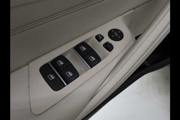 BMW 5 Serie Touring 530e Shadow Line | NL auto | Leder | LaserLED | Camera | Memory | Dodehoek | Cruise | DAB | Carplay