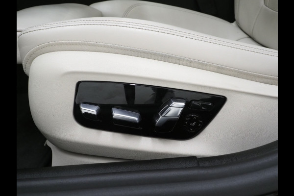 BMW 5 Serie Touring 530e Shadow Line | NL auto | Leder | LaserLED | Camera | Memory | Dodehoek | Cruise | DAB | Carplay