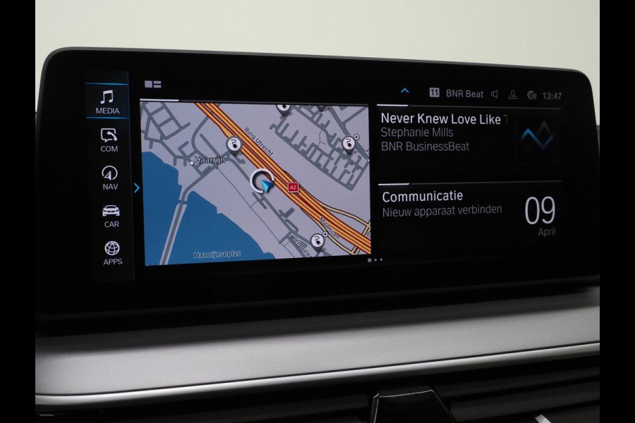 BMW 5 Serie Touring 530e Shadow Line | NL auto | Leder | LaserLED | Camera | Memory | Dodehoek | Cruise | DAB | Carplay