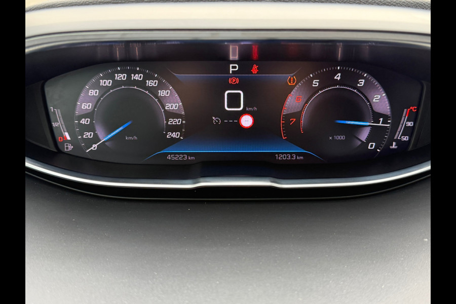 Peugeot 5008 1.2 PureTech Allure Pack Business Automaat | 7 persoons | Navigatie | Cruise | Camera | Climate | Virtual Cockpit.