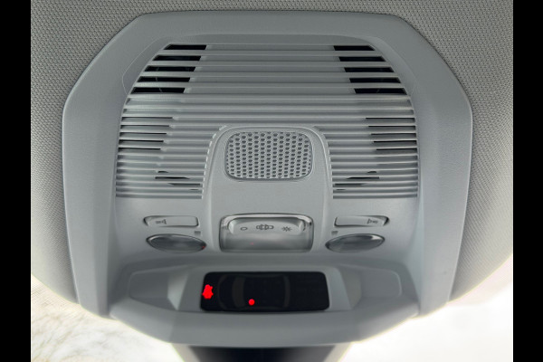 Peugeot 5008 1.2 PureTech Allure Pack Business Automaat | 7 persoons | Navigatie | Cruise | Camera | Climate | Virtual Cockpit.