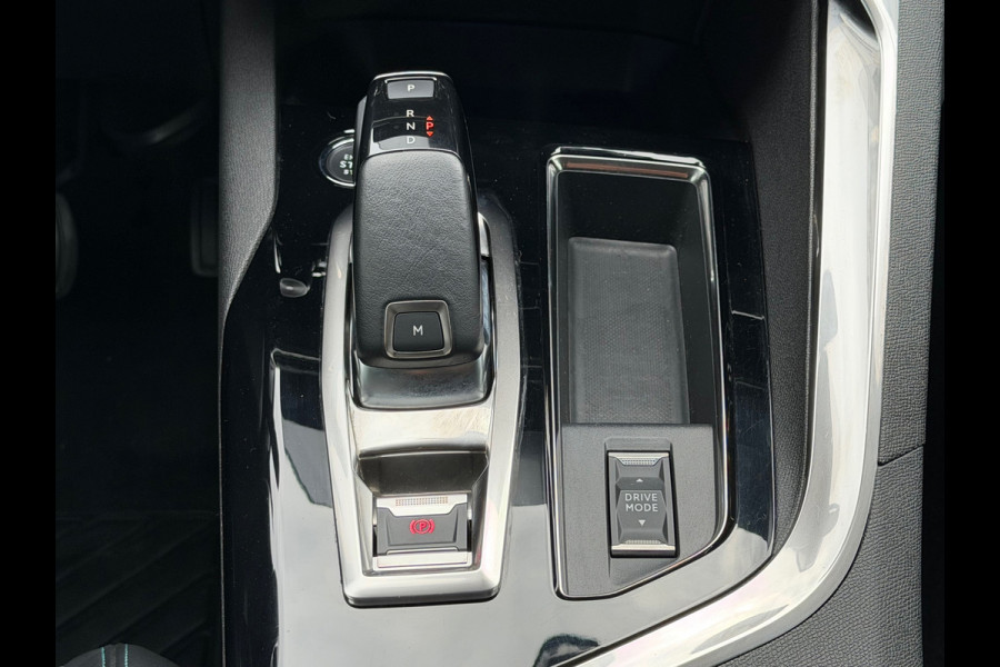 Peugeot 5008 1.2 PureTech Allure Pack Business Automaat | 7 persoons | Navigatie | Cruise | Camera | Climate | Virtual Cockpit.