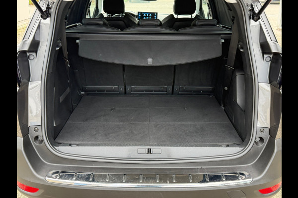 Peugeot 5008 1.2 PureTech Allure Pack Business Automaat | 7 persoons | Navigatie | Cruise | Camera | Climate | Virtual Cockpit.