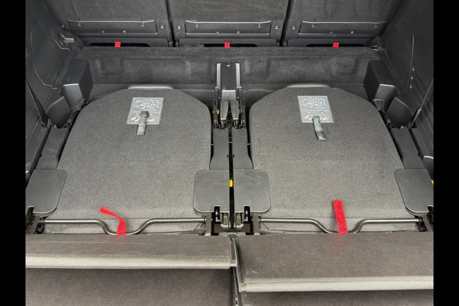 Peugeot 5008 1.2 PureTech Allure Pack Business Automaat | 7 persoons | Navigatie | Cruise | Camera | Climate | Virtual Cockpit.