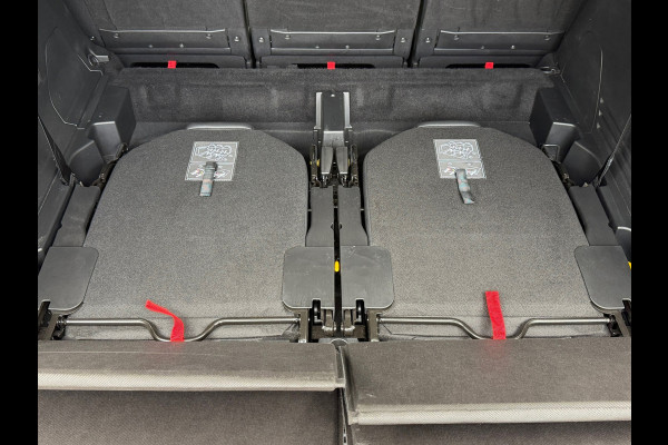 Peugeot 5008 1.2 PureTech Allure Pack Business Automaat | 7 persoons | Navigatie | Cruise | Camera | Climate | Virtual Cockpit.