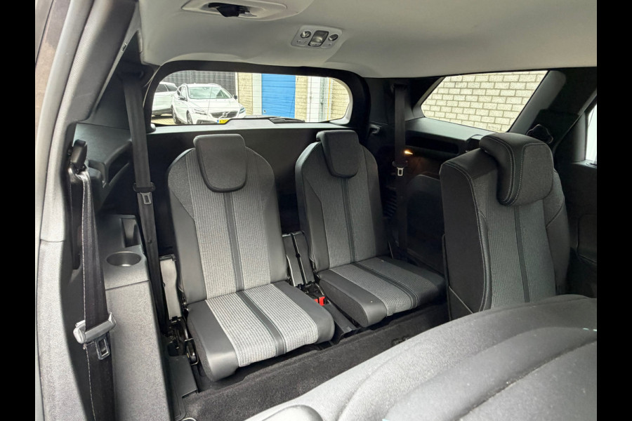 Peugeot 5008 1.2 PureTech Allure Pack Business Automaat | 7 persoons | Navigatie | Cruise | Camera | Climate | Virtual Cockpit.