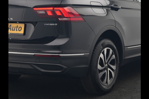 Volkswagen Tiguan 1.4 TSI eHybrid Active PHEV 245pk Dealer O.H. | Trekhaak Af Fabriek | Adaptive Cruise | 360 Camera | Sportstoelen & Stuur Verwarmd | IQ Light | Keyless | Sfeerverlichting | Apple Carplay | Blis | Navigatie | DAB | Plug In Hybrid |