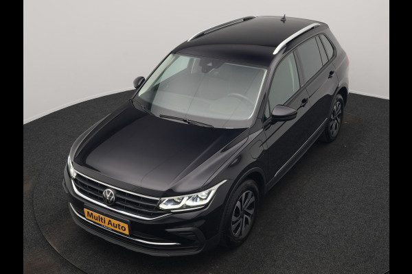 Volkswagen Tiguan 1.4 TSI eHybrid Active PHEV 245pk Dealer O.H. | Trekhaak Af Fabriek | Adaptive Cruise | 360 Camera | Sportstoelen & Stuur Verwarmd | IQ Light | Keyless | Sfeerverlichting | Apple Carplay | Blis | Navigatie | DAB | Plug In Hybrid |