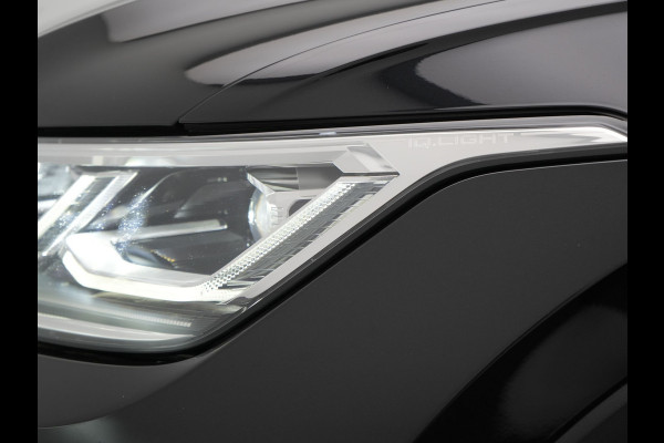 Volkswagen Tiguan 1.4 TSI eHybrid Active PHEV 245pk Dealer O.H. | Trekhaak Af Fabriek | Adaptive Cruise | 360 Camera | Sportstoelen & Stuur Verwarmd | IQ Light | Keyless | Sfeerverlichting | Apple Carplay | Blis | Navigatie | DAB | Plug In Hybrid |