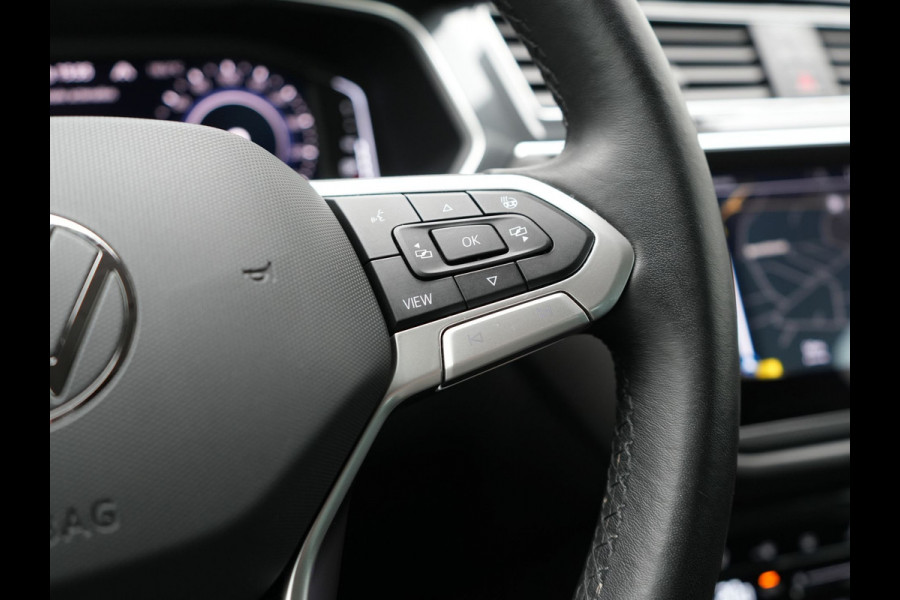 Volkswagen Tiguan 1.4 TSI eHybrid Active PHEV 245pk Dealer O.H. | Trekhaak Af Fabriek | Adaptive Cruise | 360 Camera | Sportstoelen & Stuur Verwarmd | IQ Light | Keyless | Sfeerverlichting | Apple Carplay | Blis | Navigatie | DAB | Plug In Hybrid |