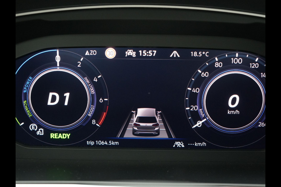 Volkswagen Tiguan 1.4 TSI eHybrid Active PHEV 245pk Dealer O.H. | Trekhaak Af Fabriek | Adaptive Cruise | 360 Camera | Sportstoelen & Stuur Verwarmd | IQ Light | Keyless | Sfeerverlichting | Apple Carplay | Blis | Navigatie | DAB | Plug In Hybrid |